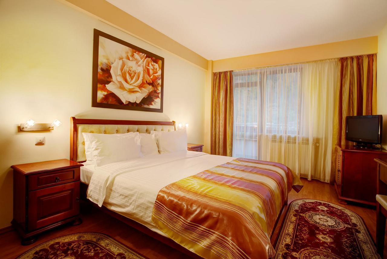 Hotel Nemira Slănic-Moldova Buitenkant foto