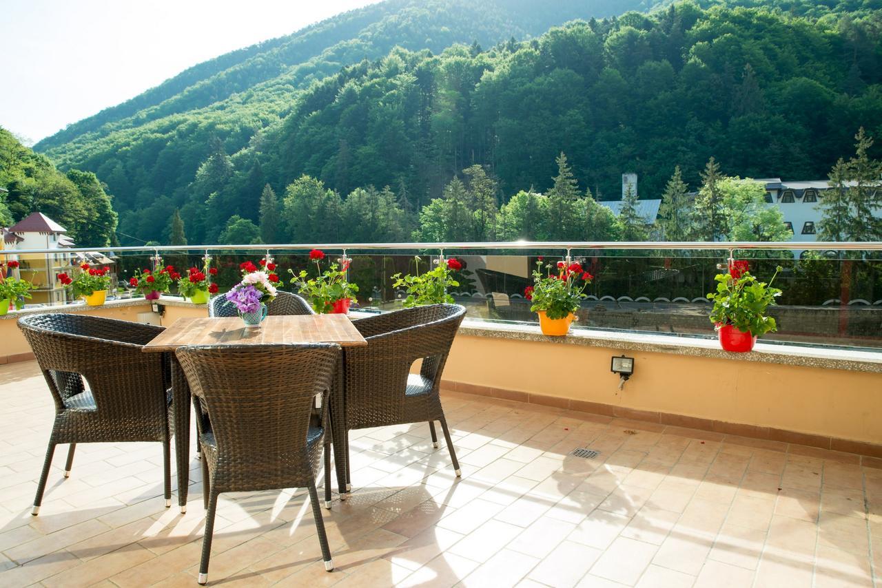 Hotel Nemira Slănic-Moldova Buitenkant foto