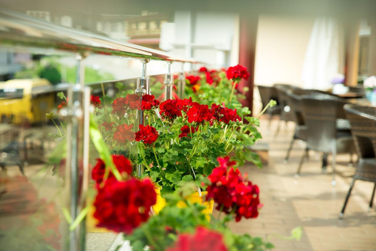 Hotel Nemira Slănic-Moldova Buitenkant foto