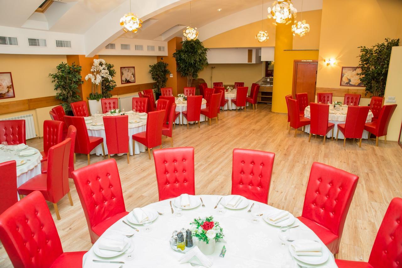 Hotel Nemira Slănic-Moldova Buitenkant foto