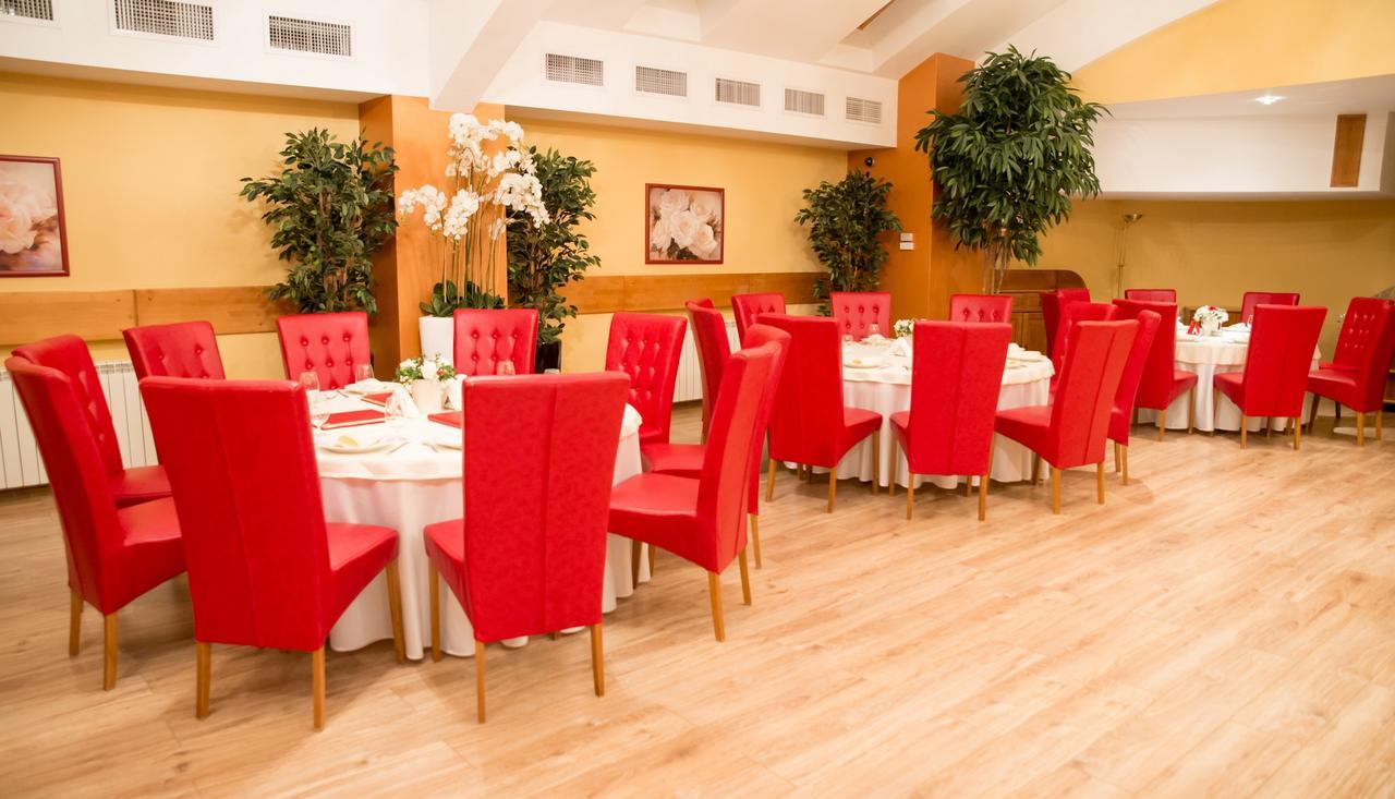 Hotel Nemira Slănic-Moldova Buitenkant foto