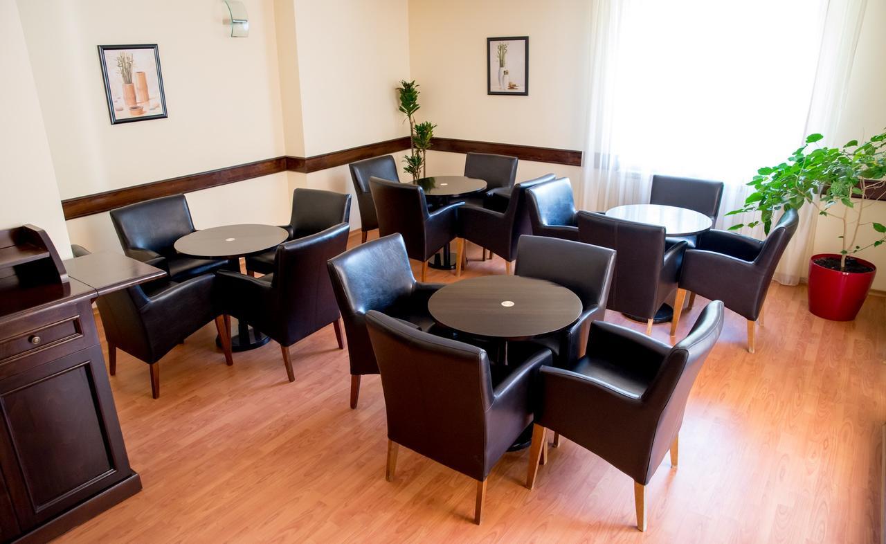 Hotel Nemira Slănic-Moldova Buitenkant foto
